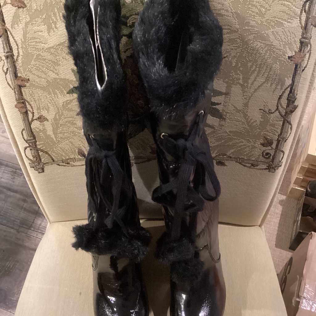 New Bebe Rafa Tall Black Fur Trim Logo Puffer Wedge Boot - Size 7 1/2m